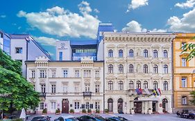 President Hotel Budapest 4*